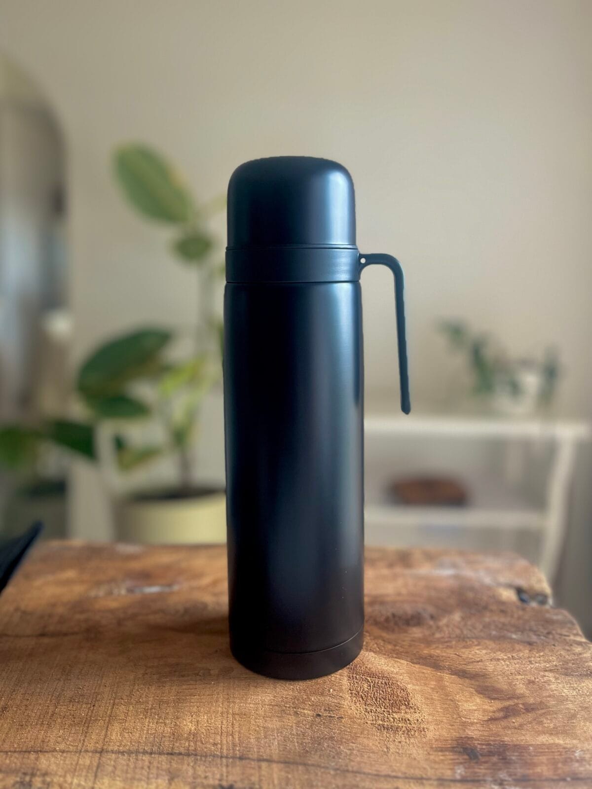 Termo media manija Negro