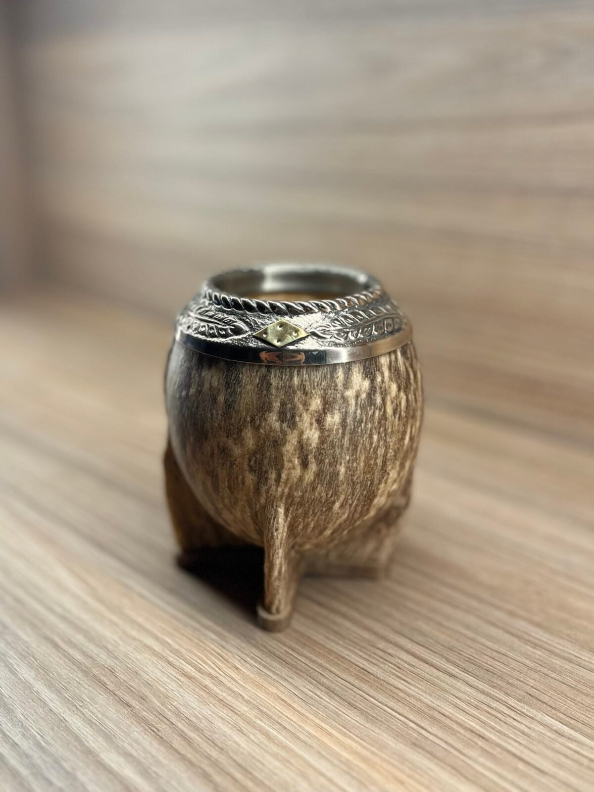 Torpedo Imperial calabaza forrado en cuero crudo.