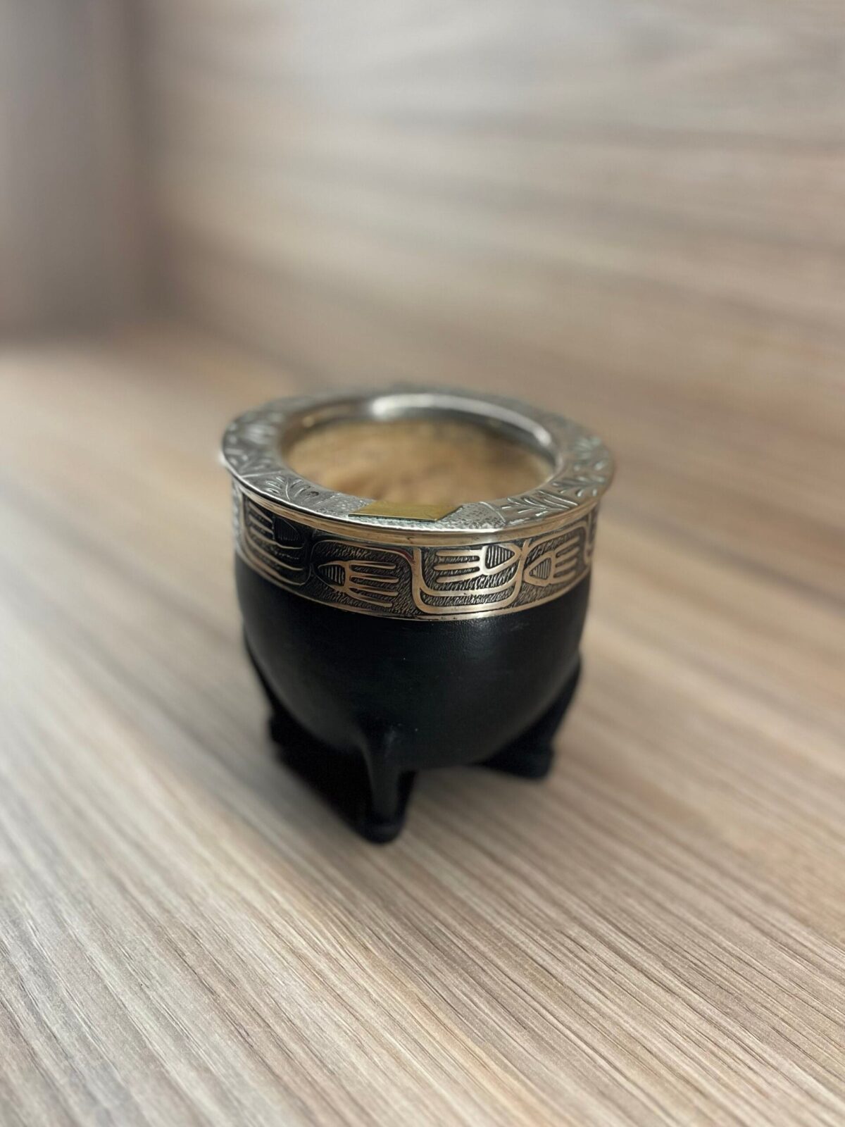 Mate imperial de calabaza. Virola cincelada.