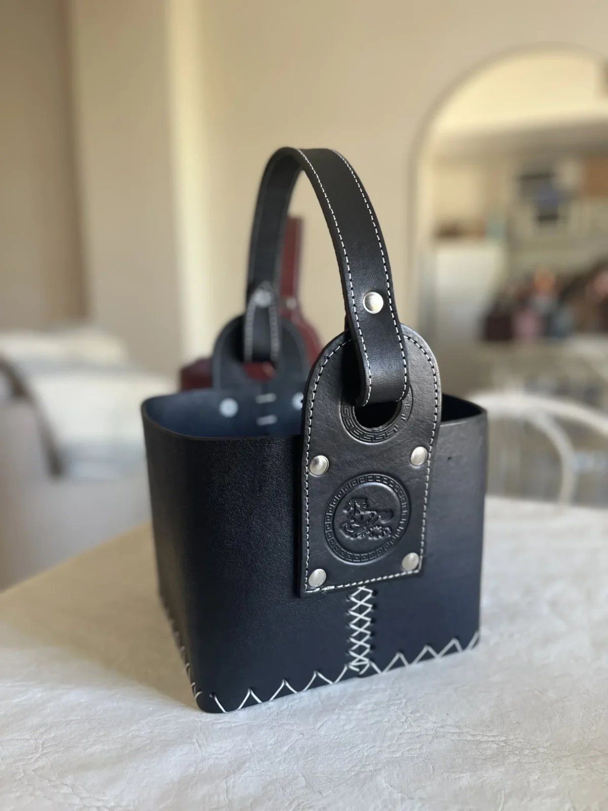 Matera de cuero canasta