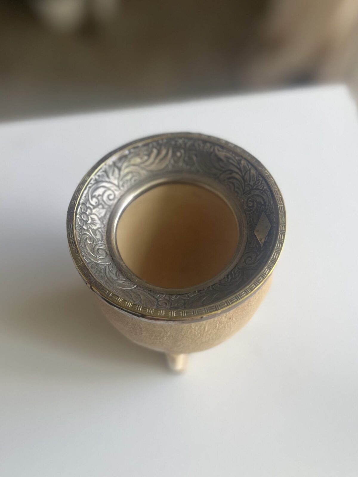 Camionero Virola invertida cuero crudo cocido al tiento