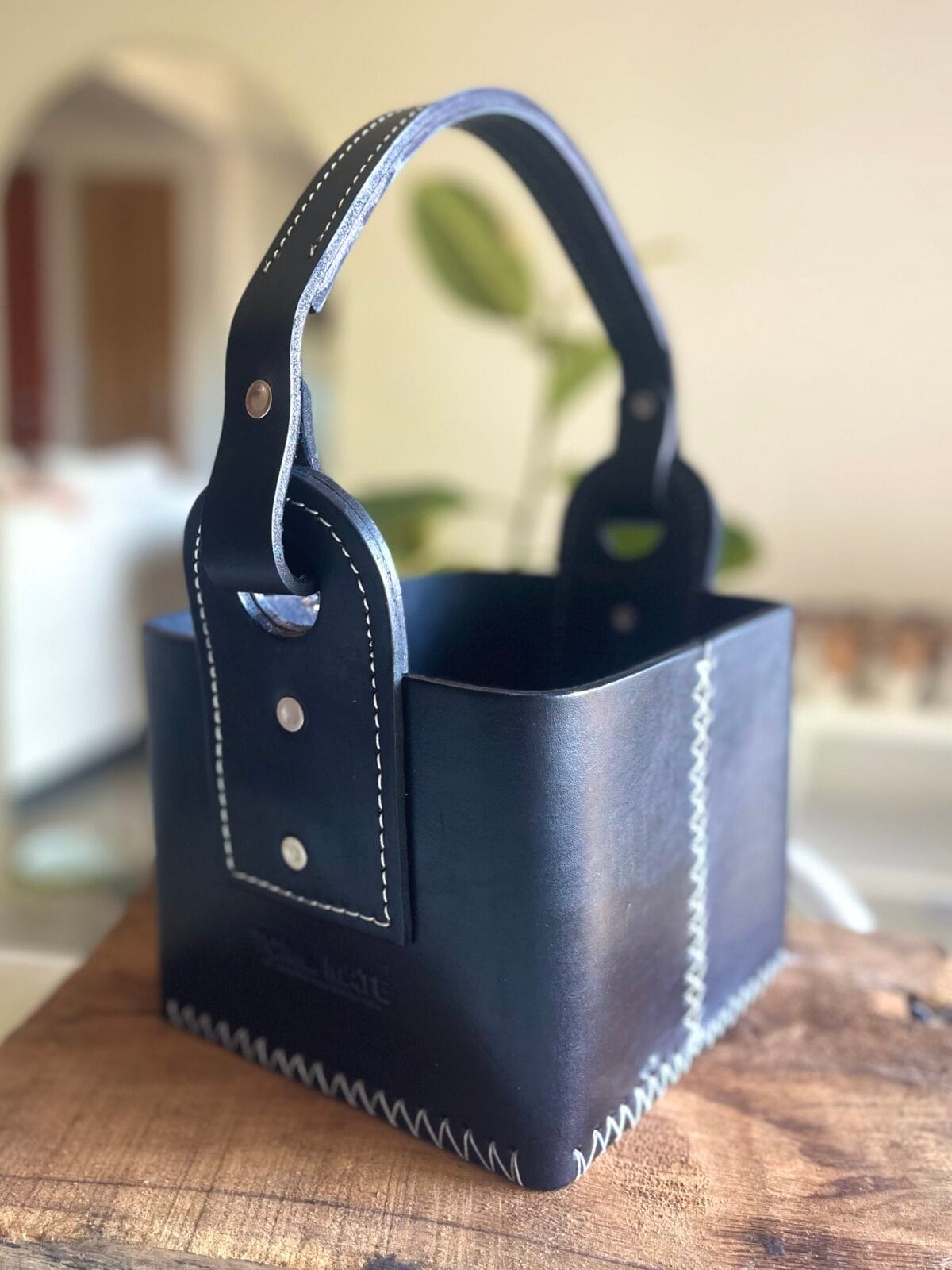 Matera canasta negra